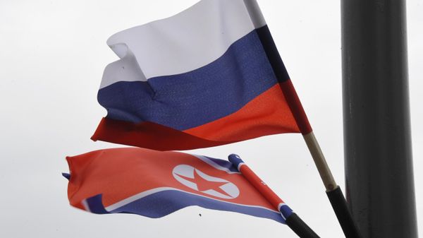 Russia and North Korea Flags - Sputnik International