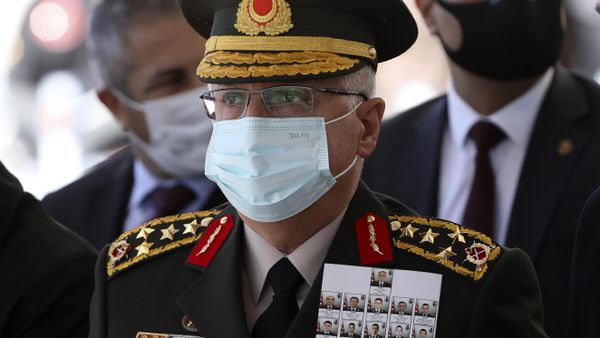 Turkey's Chief of Staff Gen. Yasar Guler stands with Turkish leaders, army commanders, family members and colleagues during funeral prayers and a ceremony for 11 military personnel, including a high-ranking officer, at Ahmet Hamdi Akseki Mosque, in Ankara, Turkey, Friday, March 5, 2021. Turkish army officers were killed on Thursday when an army helicopter crashed in a snow-covered mountainous area in Bitlis, eastern Turkey.  - Sputnik International