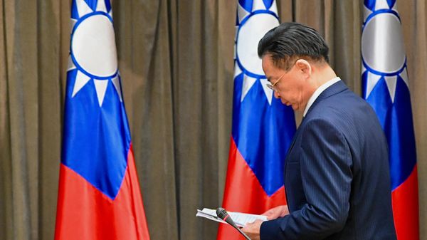 Taiwan's Foreign Minister Joseph Wu arrives for a press conference in Taipei on March 26, 2023 - Sputnik International