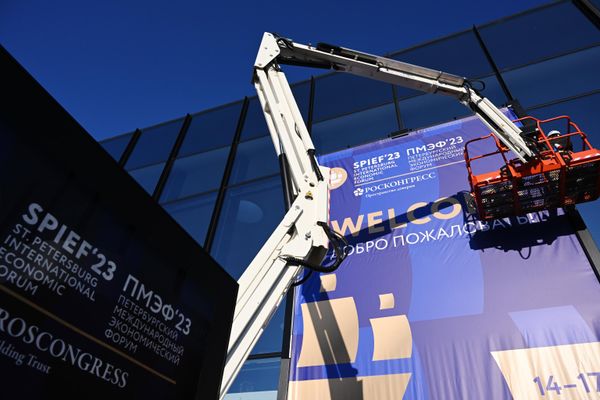 Pharmaceutical security, the development of the Arctic, creative industries and digital technology, will also be discussed at the forum.Above: Preparations for SPIEF-2023. - Sputnik International