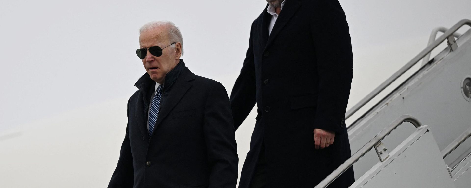 US President Joe Biden, with son Hunter Biden, arrives at Hancock Field Air National Guard Base in Syracuse, New York, on February 4, 2023 - Sputnik International, 1920, 22.06.2023