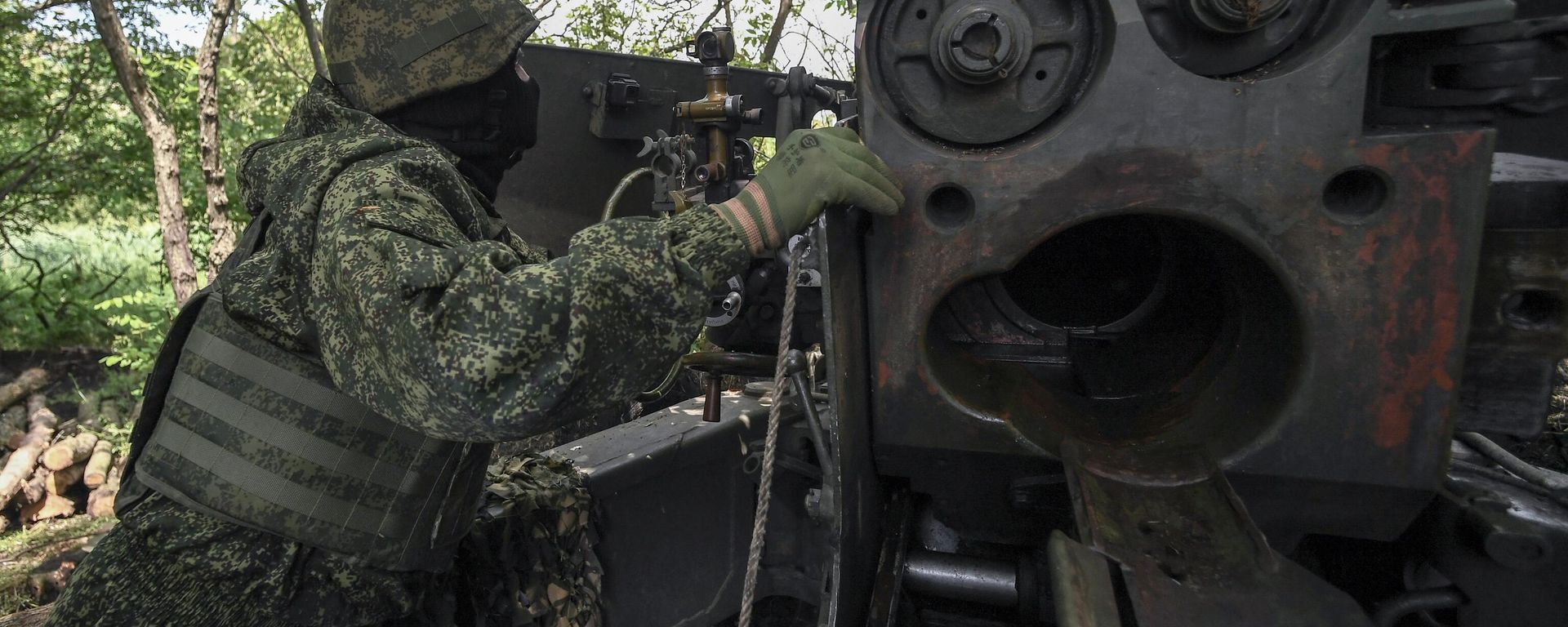 A Russian serviceman seen in Moscow's special military operation zone in Ukraine. File photo - Sputnik International, 1920, 09.07.2023