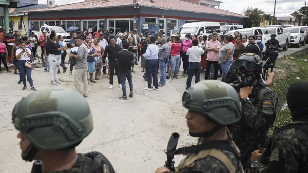 Police guard the entrance to the women's prison in Tamara, on the outskirts of Tegucigalpa, Honduras, Tuesday, June 20, 2023. A riot at the women's prison northwest of the Honduran capital has left at least 41 inmates dead, most of them burned to death, a Honduran police official said. - Sputnik International