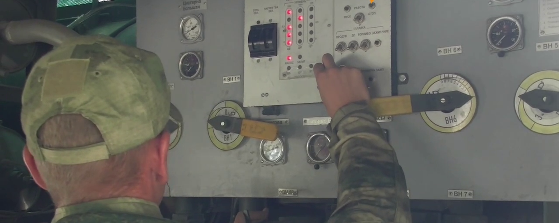 Russian Army continues aid to regions hit by Ukraine’s attack on Kakhovka dam - Sputnik International, 1920, 21.06.2023