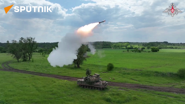 Russian Tor-M1 weapon system destroys Ukrainian UAV in Krasny Liman direction - Sputnik International