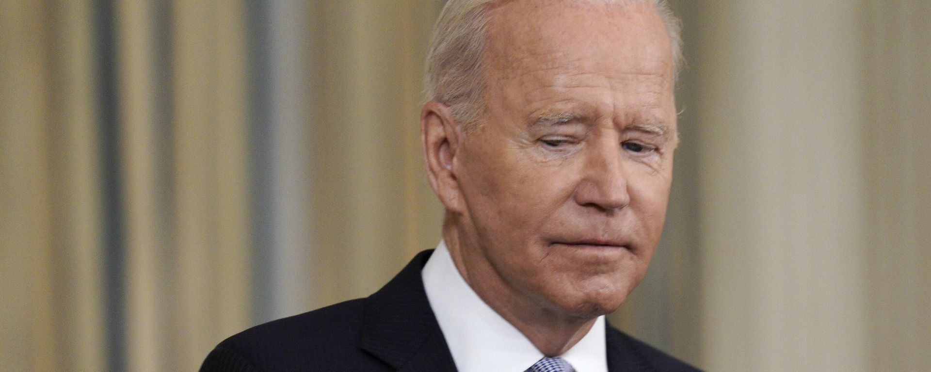 U.S. President Joe Biden speaks about coronavirus vaccines and booster shots at the White House in Washington, DC, USA - Sputnik International, 1920, 10.07.2023