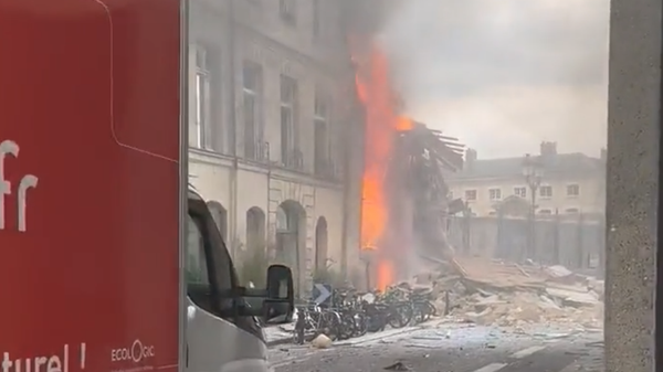 At least 37 people have been injured after an explosion sounded off in Paris, France, on Wednesday, rocking the city’s left bank and causing at least one building’s facade to completely collapse. - Sputnik International