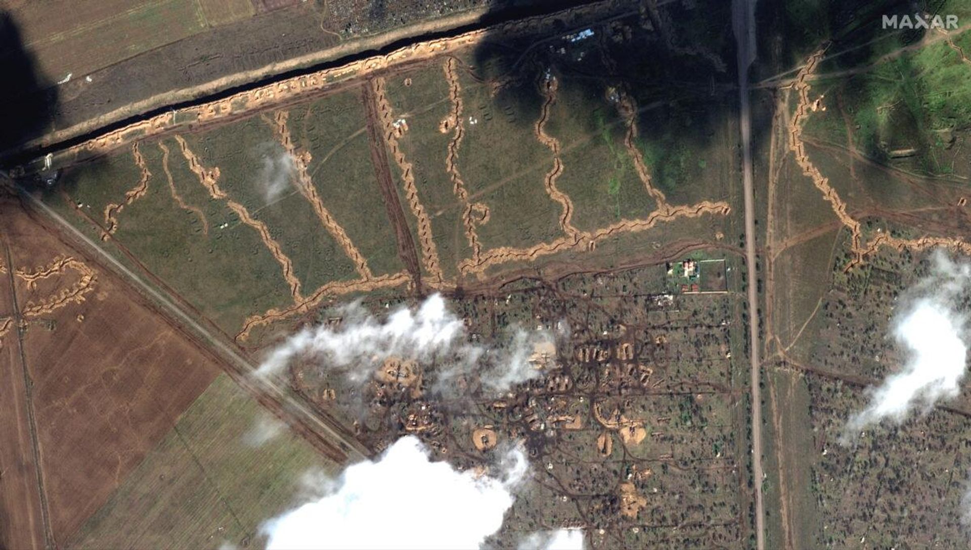 Elaborate network of trenches and fortifications in Crimea as part of Russia's 2,000 km long defensive lines. Elaborate network of trenches and fortifications in Crimea as part of Russia's 2,000 km long defensive lines. - Sputnik International, 1920, 22.06.2023