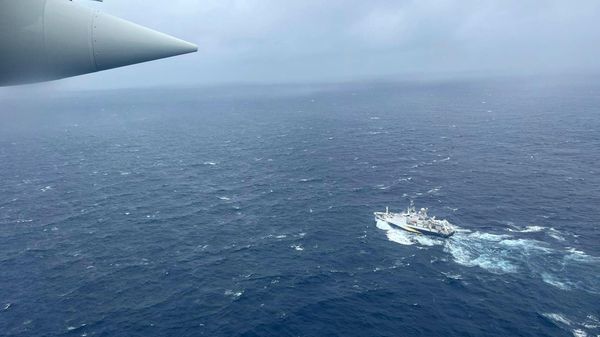 In this image provided by the U.S. Coast Guard, a Coast Guard HC-130 Hercules airplane based at Coast Guard Air Station Elizabeth City, N.C., flies over the French research vessel, L'Atalante approximately 900 miles East of Cape Cod, Mass., during the search for the 21-foot submersible, Titan, Wednesday, June 21, 2023. In this image provided by the U.S. Coast Guard, a Coast Guard HC-130 Hercules airplane based at Coast Guard Air Station Elizabeth City, N.C., flies over the French research vessel, L'Atalante approximately 900 miles East of Cape Cod, Mass., during the search for the 21-foot submersible, Titan, Wednesday, June 21, 2023. - Sputnik International