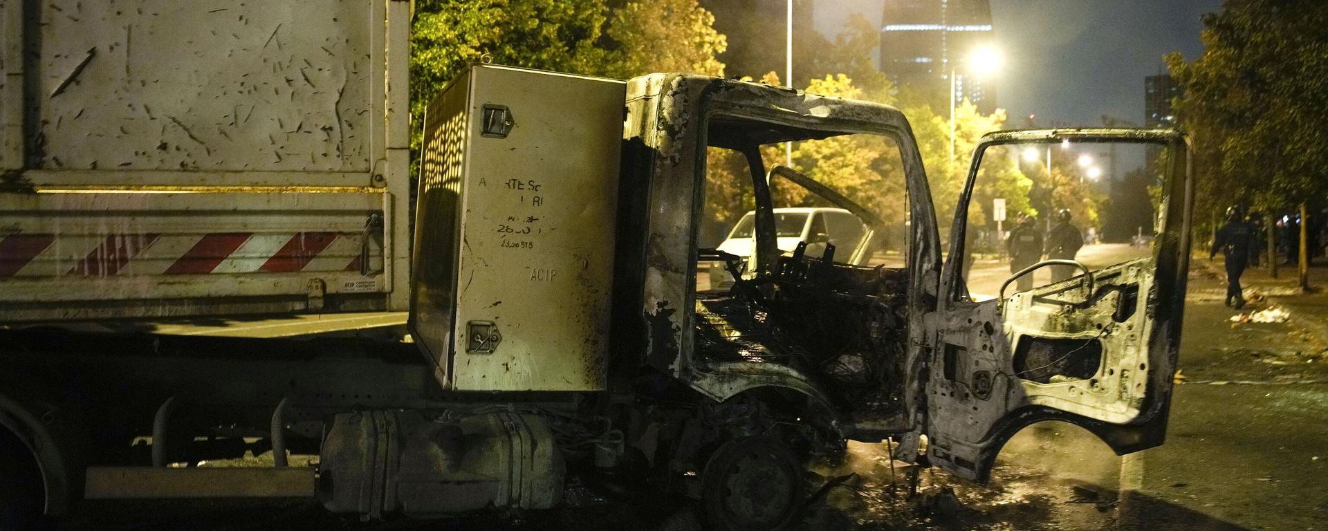 Charred cars are pictured in Nanterre, outside Paris, France, Saturday, July 1, 2023.  - Sputnik International, 1920, 02.07.2023