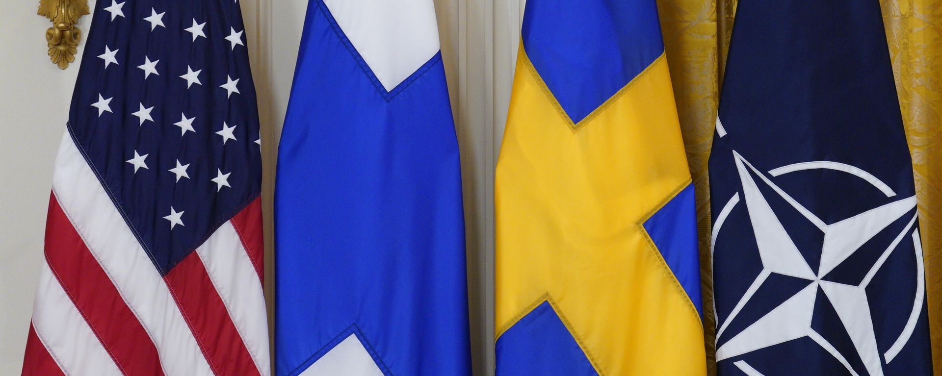 US, Finnish, Swedish and NATO flags - Sputnik International, 1920, 06.07.2023