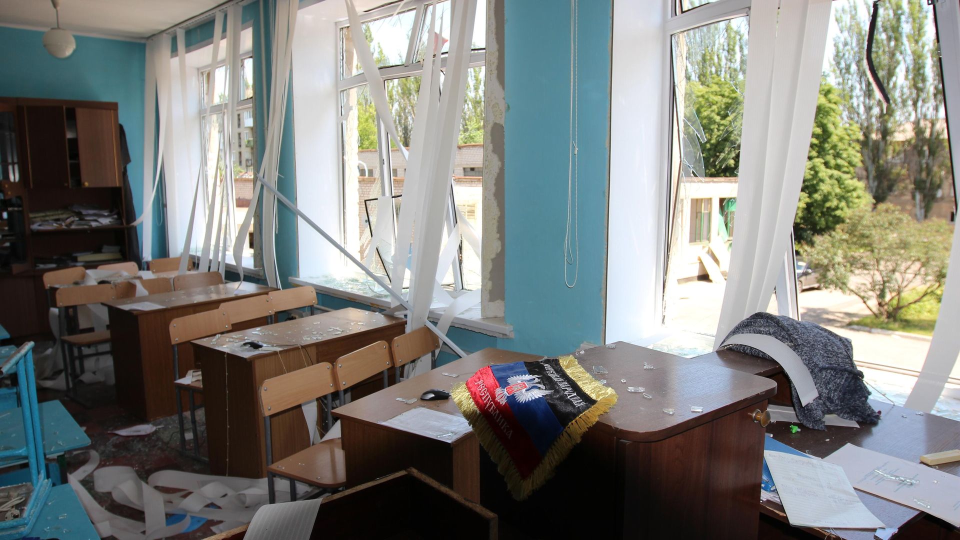 Damage to School Number 8 in Makeevka, Donetsk People's Republic. Dozens of people were injured during this week's Ukrainian shelling attack on the city. July 7, 2023. - Sputnik International, 1920, 07.07.2023