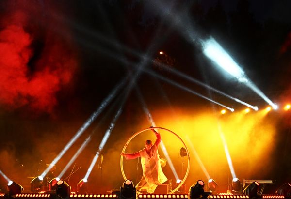 The celebration is a time for joy and merriment, and people often stay up all night to take part in the festivities.Above: Participant of the Kupala Night festivities in the park in Zelenodolsk. - Sputnik International