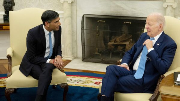 US President Joe Biden meets with British Prime Minister Rishi Sunak in the Oval Office of the White House in Washington, DC, on June 8, 2023.  - Sputnik International