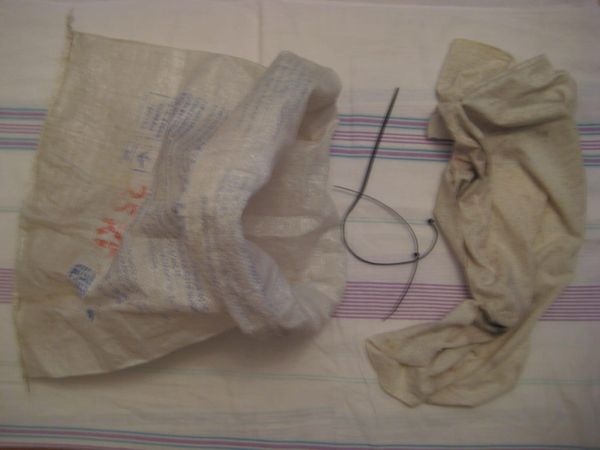 An empty bag, a wire tie and a rag which were used by the Ukrainian Security Service for torture by suffocation An empty bag, a wire tie and a rag which were used by the Ukrainian Security Service for torture by suffocation - Sputnik International