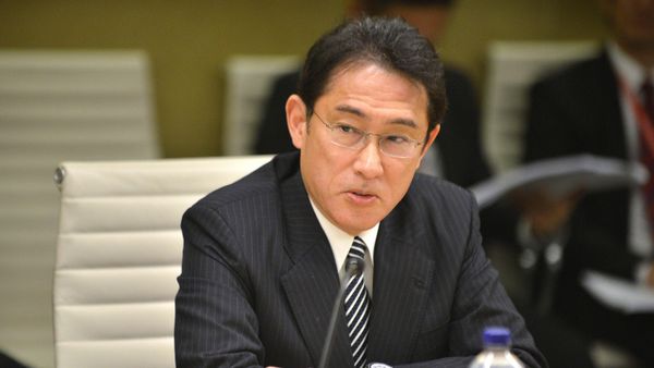 Japan's Prime Minister, then the Minister for Foreign Affairs, Fumio Kishida - Sputnik International