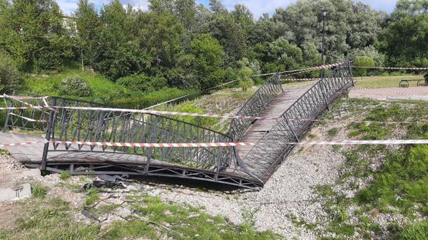 Bridge Collapse in Russia's Leningrad Region - Sputnik International