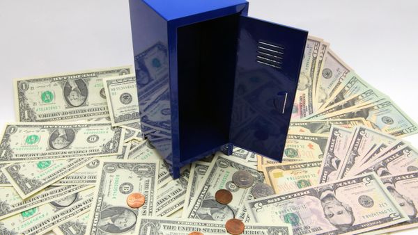 Dollar bank notes of different denomination. - Sputnik International