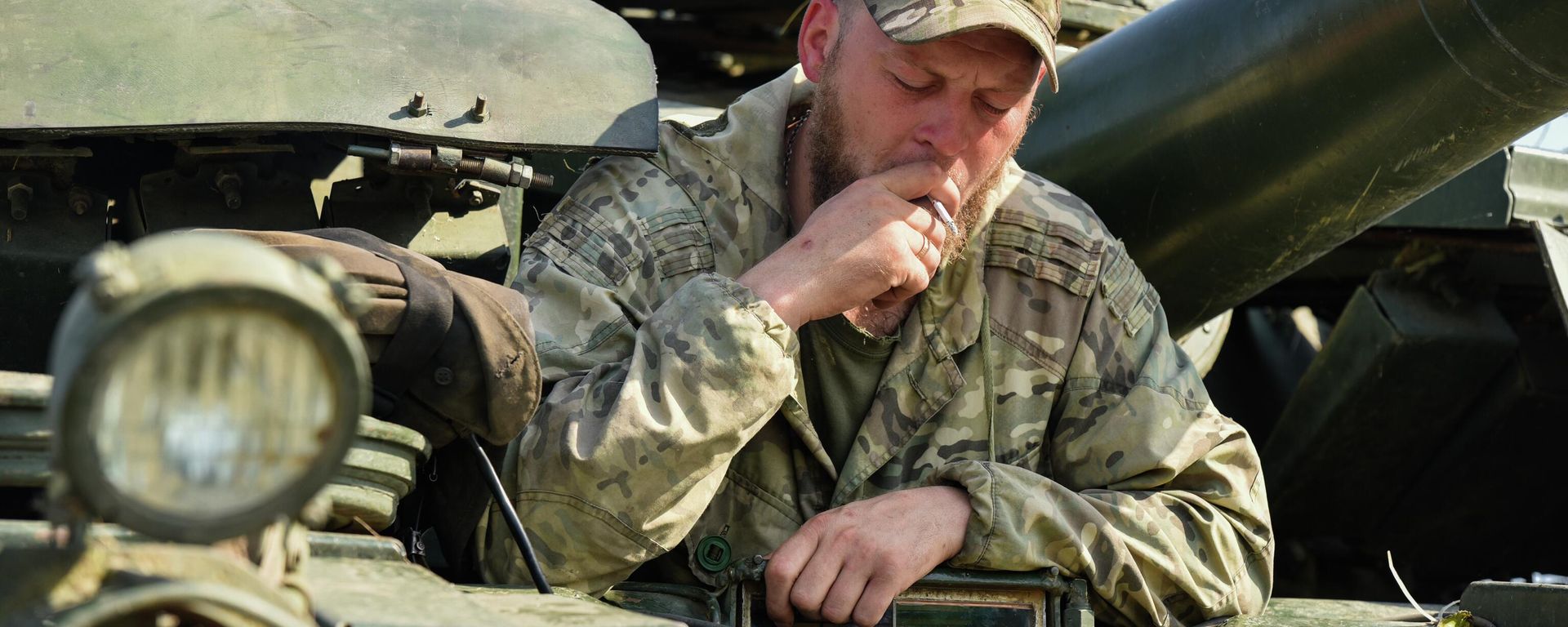 Tanker takes a break from training at a range in the Donetsk People's Republic, file photo. - Sputnik International, 1920, 03.08.2023