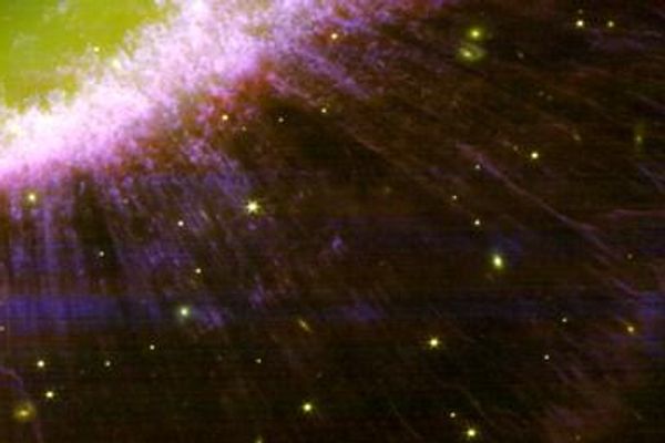 The close-up of the southern part of the outer halo, the part outside the main ring. The team finds several hundred linear features, pointing approximately at the central star. Their origin is not yet clear. - Sputnik International