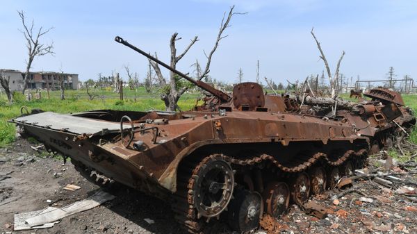 Ukranian Armed Forces' destroyed armored vehicle. File photo - Sputnik International