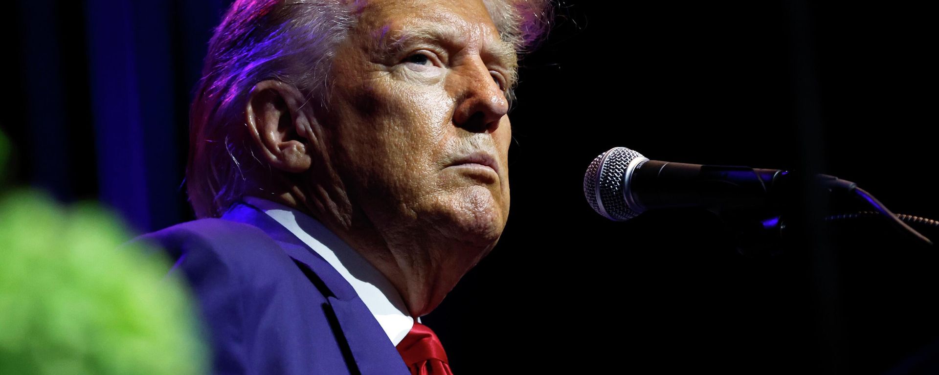 FILE - Former President Donald Trump speaks at a fundraiser event for the Alabama GOP, Friday, Aug. 4, 2023, in Montgomery, Ala. Former Vice President Mike Pence is refuting claims from Trump's legal team that Trump never asked him to reject votes from certain states while certifying the 2020 election. FILE - Former President Donald Trump speaks at a fundraiser event for the Alabama GOP, Friday, Aug. 4, 2023, in Montgomery, Ala. Former Vice President Mike Pence is refuting claims from Trump's legal team that Trump never asked him to reject votes from certain states while certifying the 2020 election. - Sputnik International, 1920, 05.01.2024