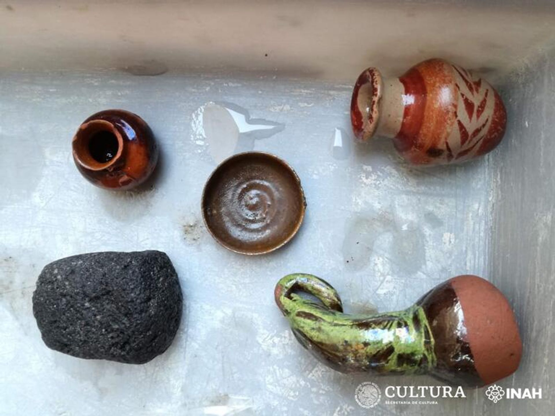 Pottery found at a Teotihuacan archeological site, 6th century CE Pottery found at a Teotihuacan archeological site, 6th century CE - Sputnik International, 1920, 08.08.2023