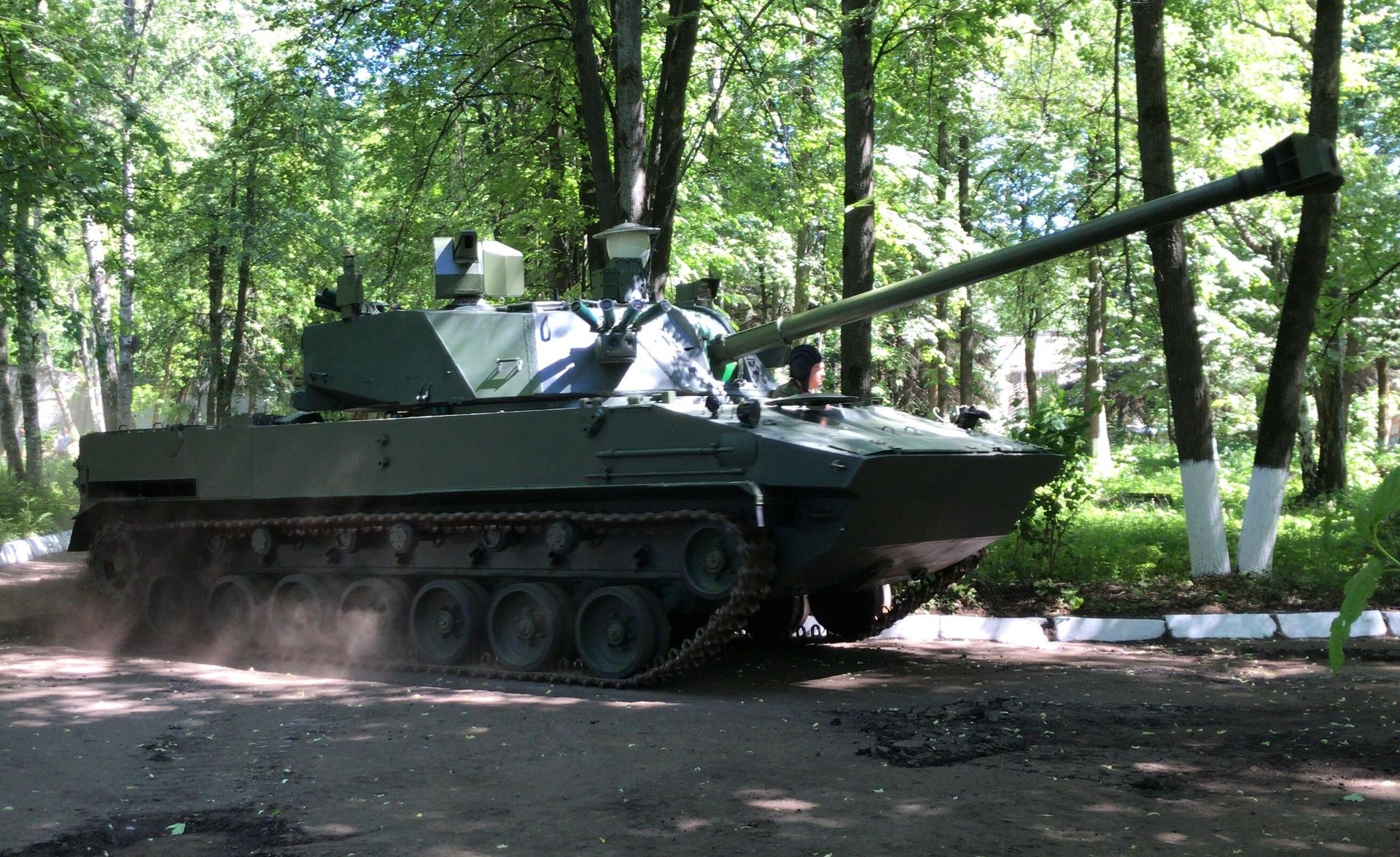 Russia's Lotos self-propelled artillery gun developed by the Central Scientific Research Institute of Precision Engineering. - Sputnik International, 1920, 11.08.2023