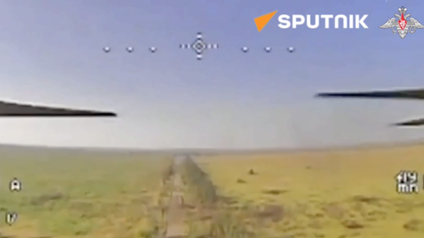 Russian FPV Drones Destroy Enemy Armored Vehicles and Manpower in the Special Military Op Zone - Sputnik International