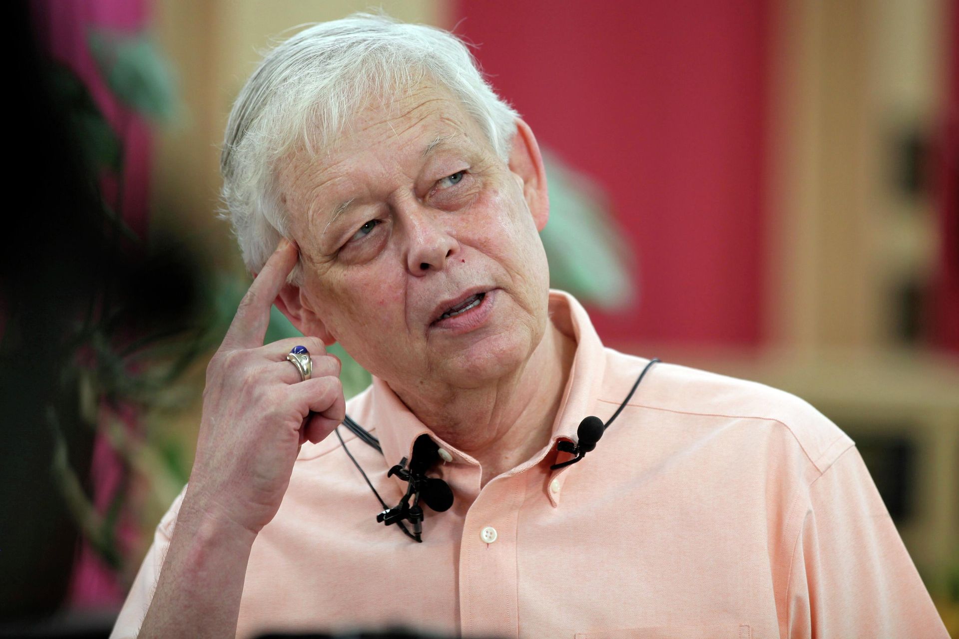 Editor and Publisher Eric Meyer considers a question from reporters about the aftermath of a local police raid on his newspaper's offices and his home, Wednesday, Aug. 16, 2023, in Marion, Kan. Meyer said the newspaper will not change its coverage of the community because of the raids. Editor and Publisher Eric Meyer considers a question from reporters about the aftermath of a local police raid on his newspaper's offices and his home, Wednesday, Aug. 16, 2023, in Marion, Kan. Meyer said the newspaper will not change its coverage of the community because of the raids. - Sputnik International, 1920, 17.08.2023