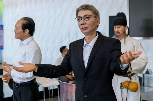 Human-like robots at a booth at the World Robot Conference in Beijing, China. - Sputnik International
