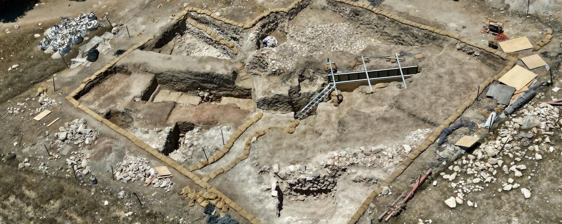 An aerial view of the Tel Shimron excavation during the 2023 season. An aerial view of the Tel Shimron excavation during the 2023 season. - Sputnik International, 1920, 17.08.2023