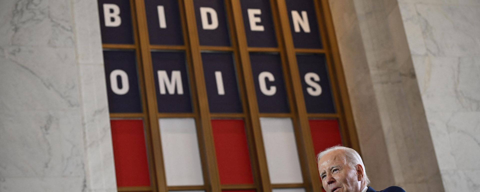 US President Joe Biden speaks about the economy at the Old Post Office in Chicago, Illinois, on June 28, 2023. US President Joe Biden speaks about the economy at the Old Post Office in Chicago, Illinois, on June 28, 2023. - Sputnik International, 1920, 18.08.2023