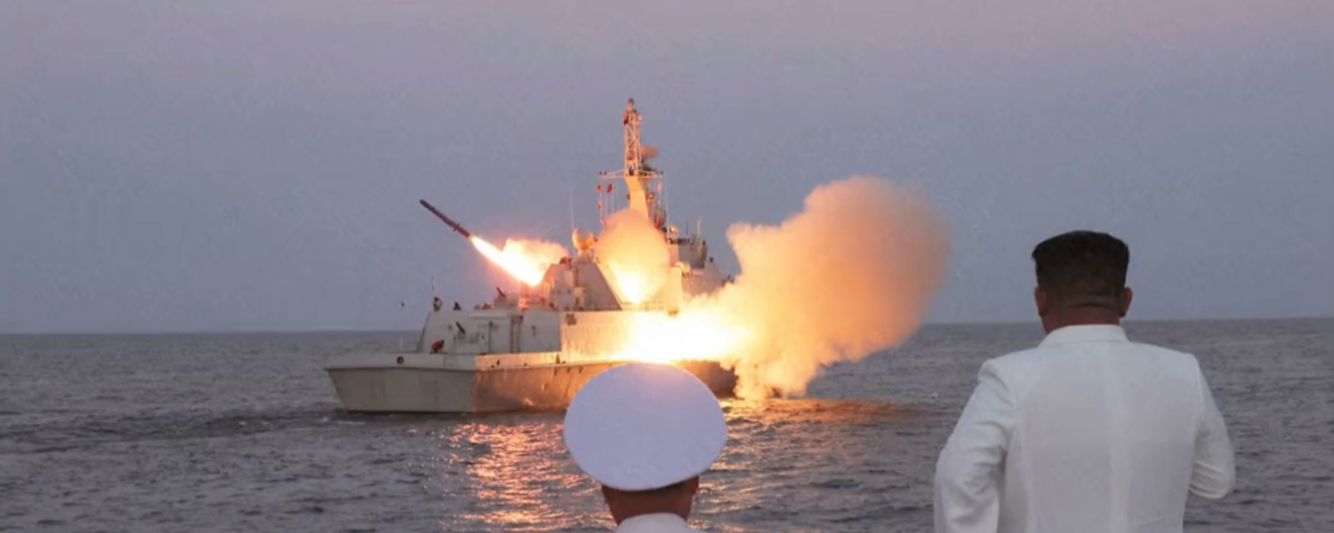 An X (formerly Twitter) screenshot of North Korean leader Kim Jong Un inspecting a missile test on August 21. - Sputnik International, 1920, 21.08.2023