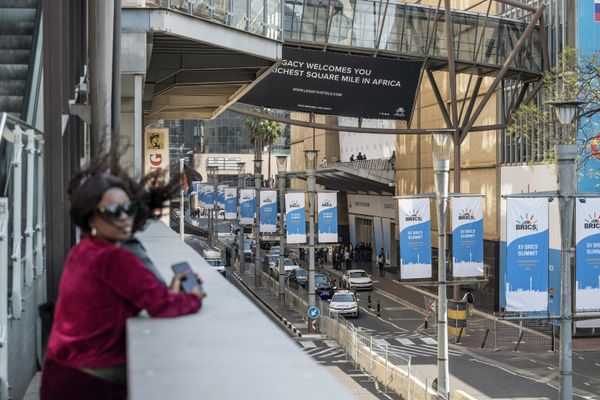 Russia supports holding a separate ministerial meeting of BRICS member states on women, whose role in the economy and politics should be widened, Russian President Vladimir Putin said on Wednesday.Above: The women&#x27;s stand on the balcony overlooking the Sandton Convention Centre ahead of the 2023 BRICS Summit. - Sputnik International