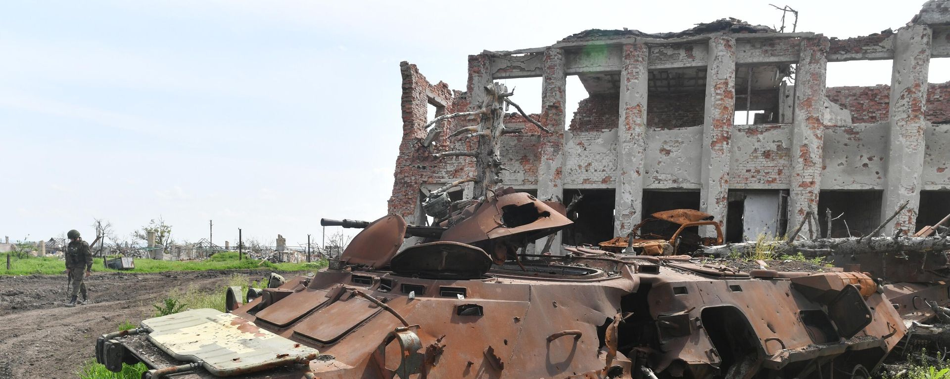 Ukraine Armed Forces' destroyed infantry fighting vehicle near Artemovsk. File photo - Sputnik International, 1920, 23.08.2023