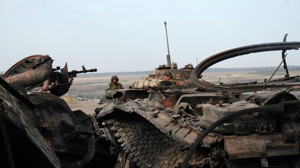 Destroyed Ukrainian Military Equipment in the Village of Novoyekaterinovka near Komsomolsk - Sputnik International