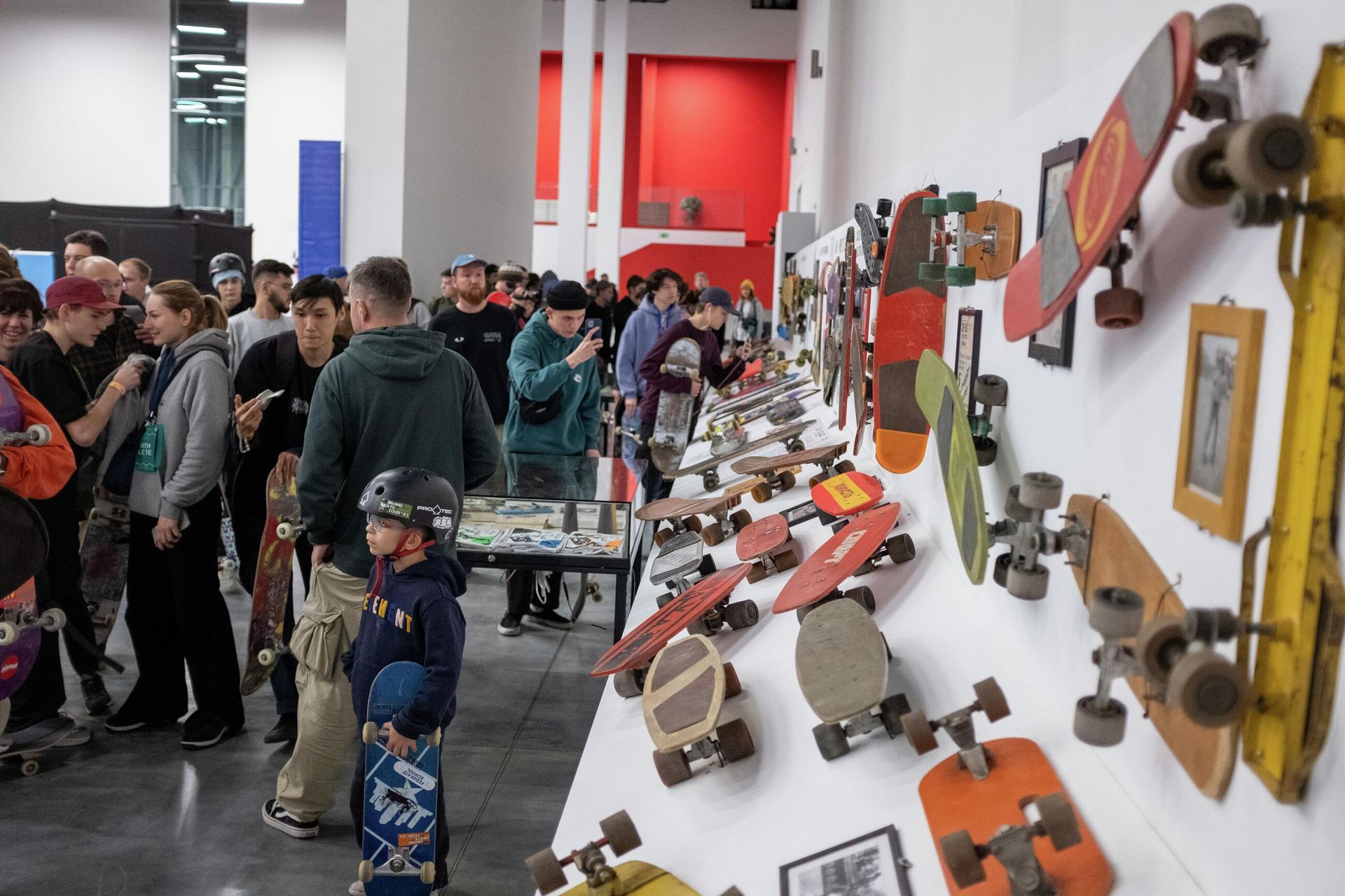 Skate exhibition at the Grand Skate Tour 2022 festival during Moscow City Day celebrations at the Exhibition of Achievements of National Economy (VDNKh), Moscow, Russia - Sputnik International, 1920, 24.08.2023