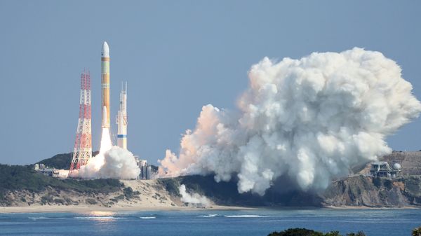Japan's next generation H3 rocket, carrying the advanced optical satellite Daichi 3, leaves the launch pad at the Tanegashima Space Center in Kagoshima, southwestern Japan on March 7, 2023.  - Sputnik International