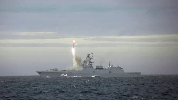 Launch of Zirkon Missile From the Frigate Admiral Gorshkov in the Barents Sea - Sputnik International