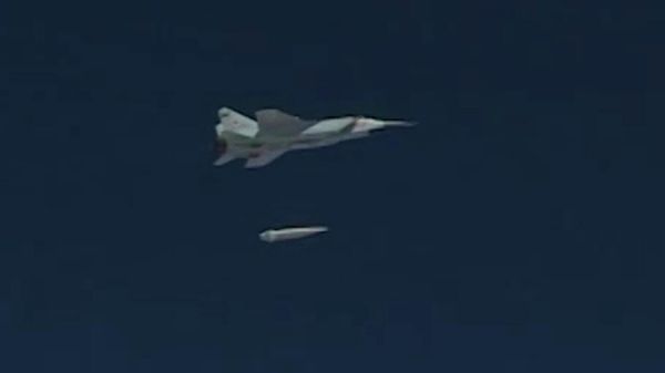 Russia's Kinzhal hypersonic missile - Sputnik International