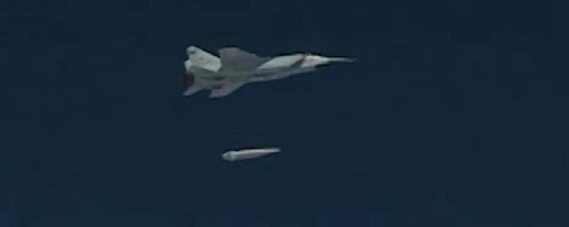 Russia's Kinzhal hypersonic missile - Sputnik International, 1920, 27.12.2025