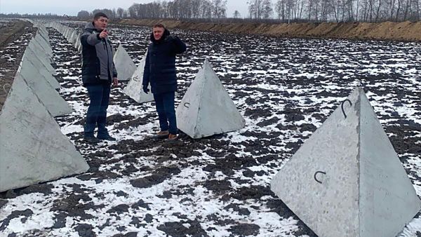 Construction of a security line in the regions bordering Ukraine - Sputnik International
