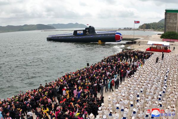 The ceremony for the launch of the submarine was the "beginning of a new chapter" to bolster up the naval forces of North Korea and the country's government to "further strengthen the state nuclear deterrence both in quality and quantity and by leaps and bounds for regional and global peace and security," media reports said. - Sputnik International