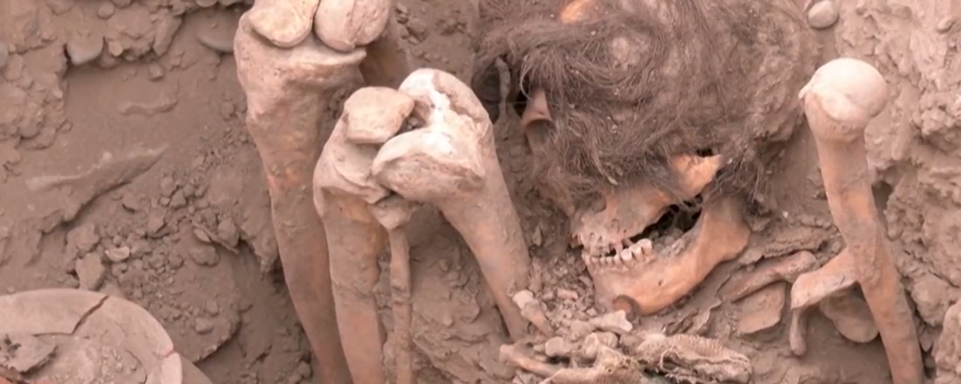 Mummy discovered in Peru's capital of Lima. Mummy discovered in Peru's capital of Lima. - Sputnik International, 1920, 08.09.2023