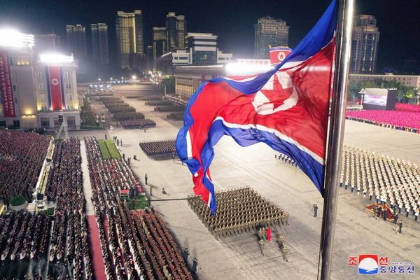A solemn ceremony of raising the national flag of the DPRK took place, and columns of the Workers and Peasants' Red Militia also marched across the square. At the end of the parade, there was a fireworks display. - Sputnik International
