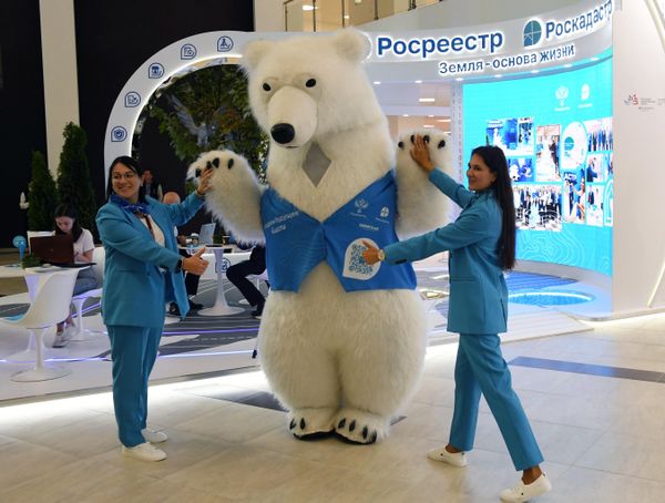 Participants of the Eastern Economic Forum in Vladivostok. - Sputnik International