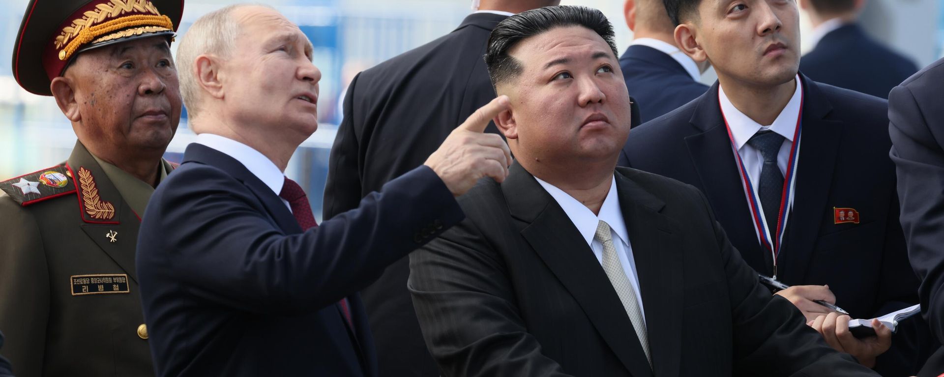 Vladimir Putin and Kim Jong Un inspect Vostochny Cosmodrome Vladimir Putin and Kim Jong Un inspect Vostochny Cosmodrome - Sputnik International, 1920, 21.11.2024