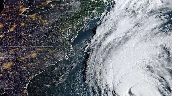 This Thursday, Sept. 14, 2023, 7:51 a.m. EDT satellite image provided by the National Oceanic and Atmospheric Administration shows Hurricane Lee in the Atlantic Ocean. - Sputnik International