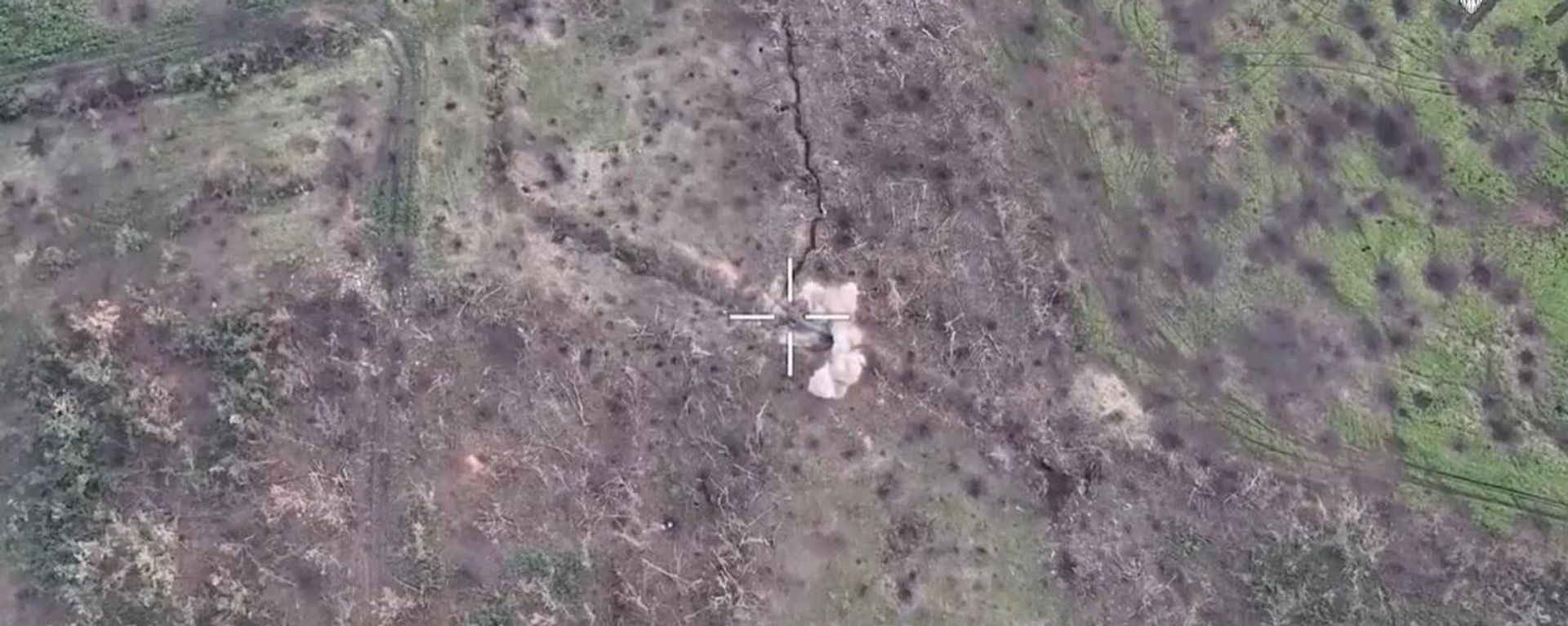 Watch Russian UAV-Guided Artillery Strike Pulverize Ukrainian Troops Watch Russian UAV-Guided Artillery Strike Pulverize Ukrainian Troops - Sputnik International, 1920, 16.09.2023